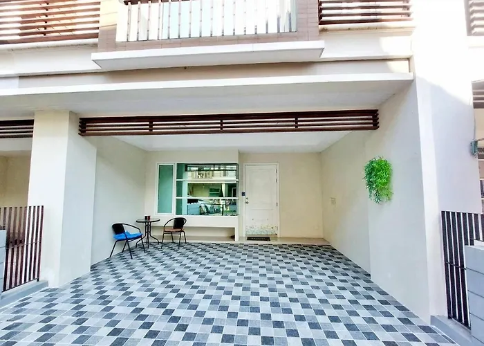 Areehouse 300平方 獨棟別墅 家庭首選 近7-11 超市 Mrt Villa Bangkok