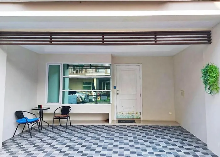 Areehouse 300平方 獨棟別墅 家庭首選 近7-11 超市 Mrt Villa *